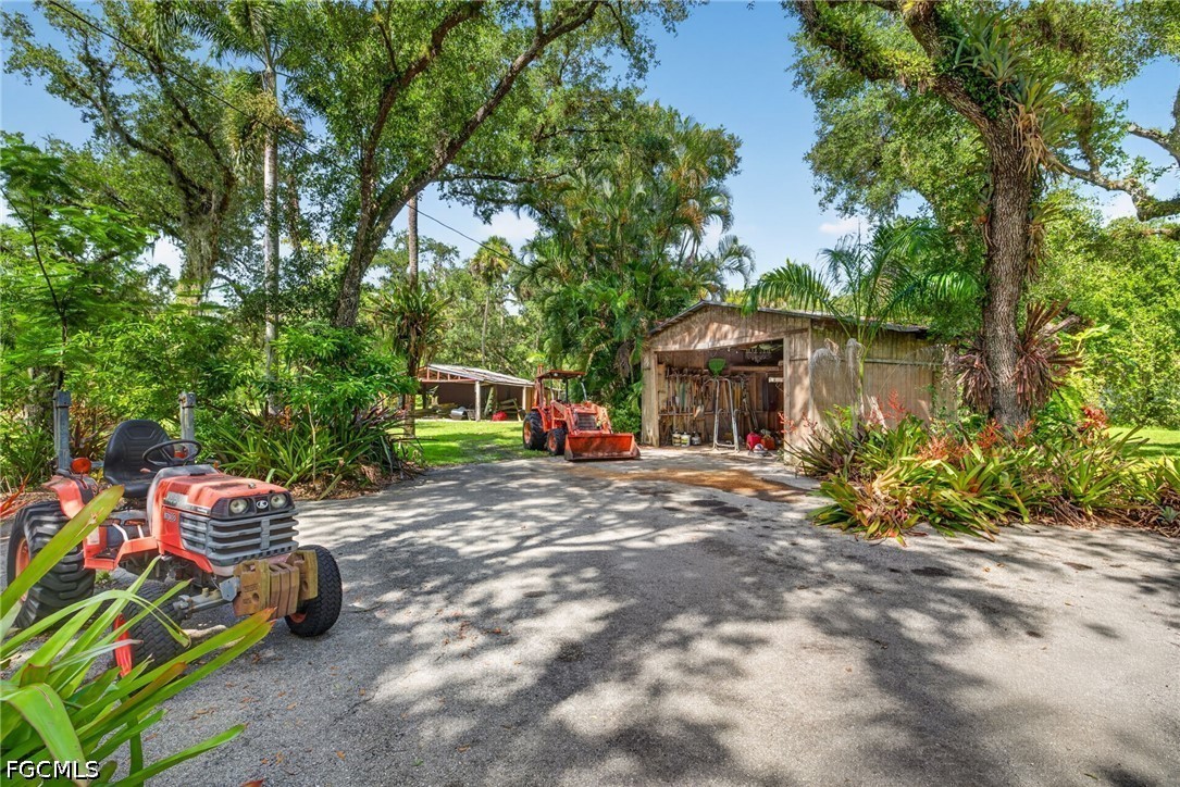 2026017490 Property Photo 33