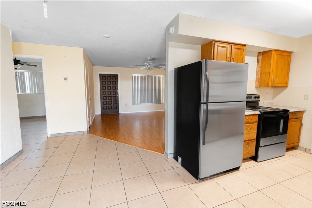 4848 Ipswitch Ct Property Photo 3