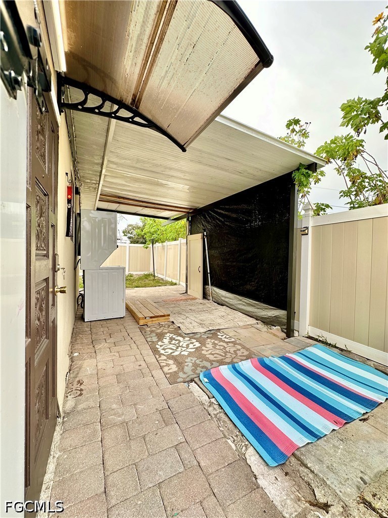 907 Laredo Ave Property Photo 3