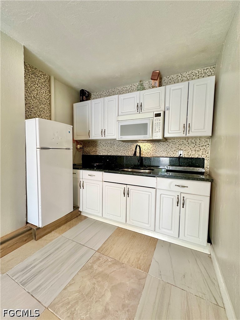 907 Laredo Ave Property Photo 9