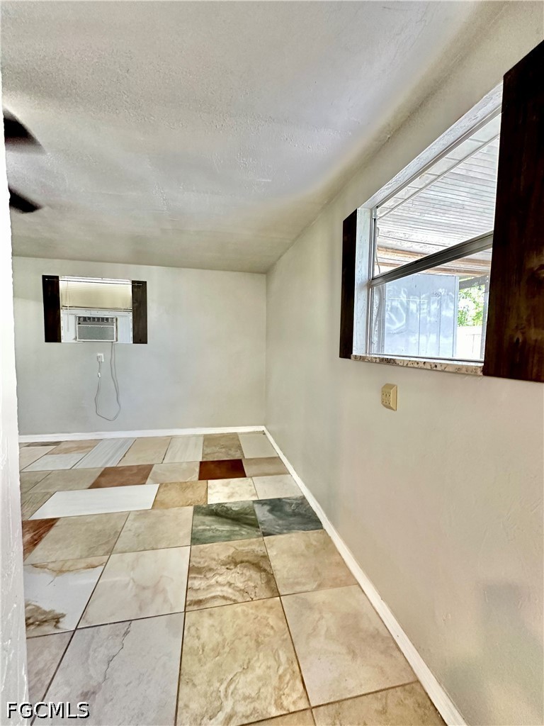 907 Laredo Ave Property Photo 10