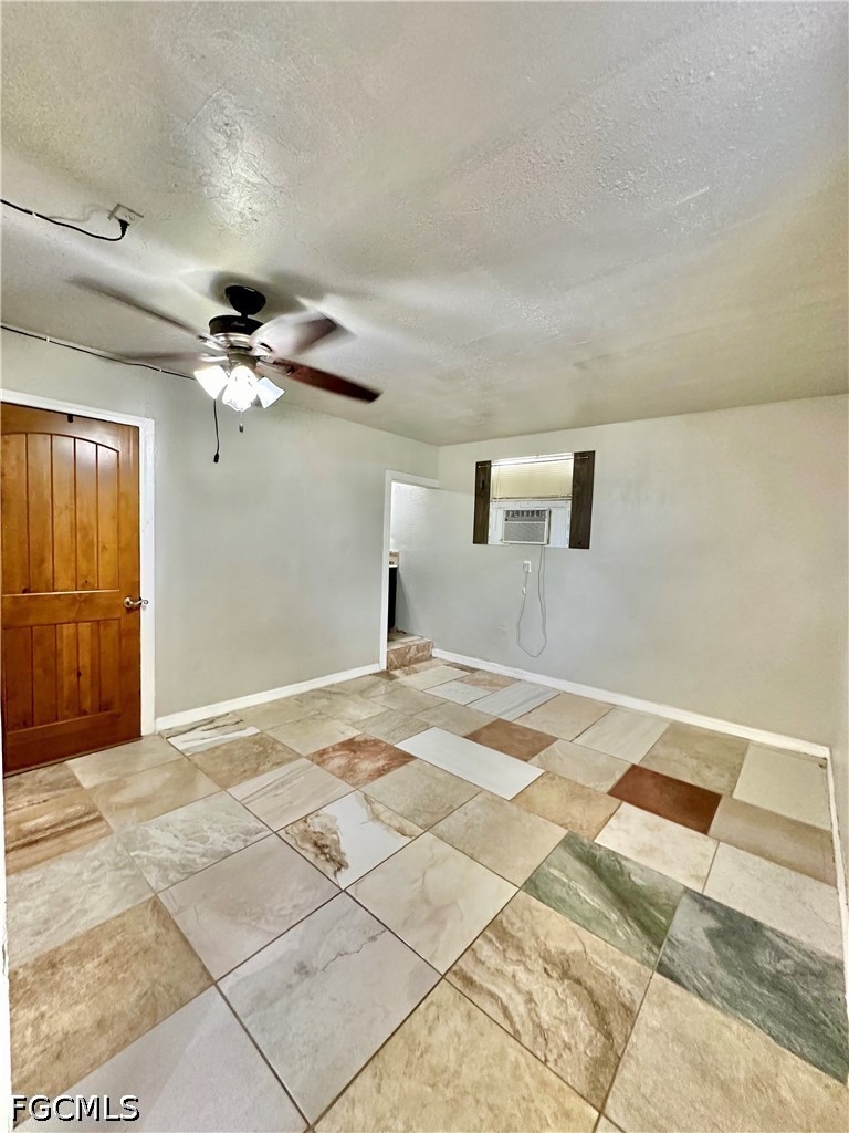 907 Laredo Ave Property Photo 11