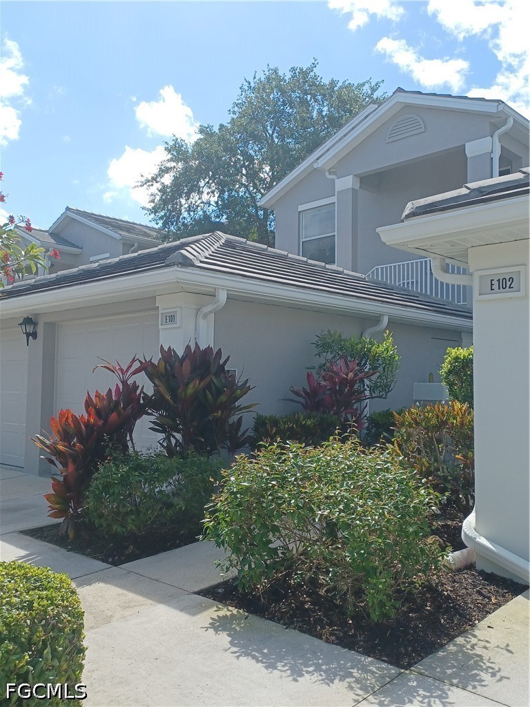 12070 Summergate Cir 101 Property Photo 3