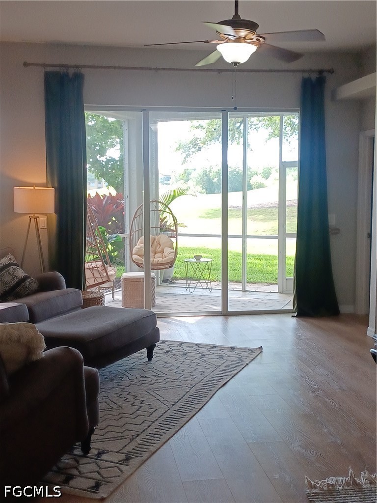 12070 Summergate Cir 101 Property Photo 14