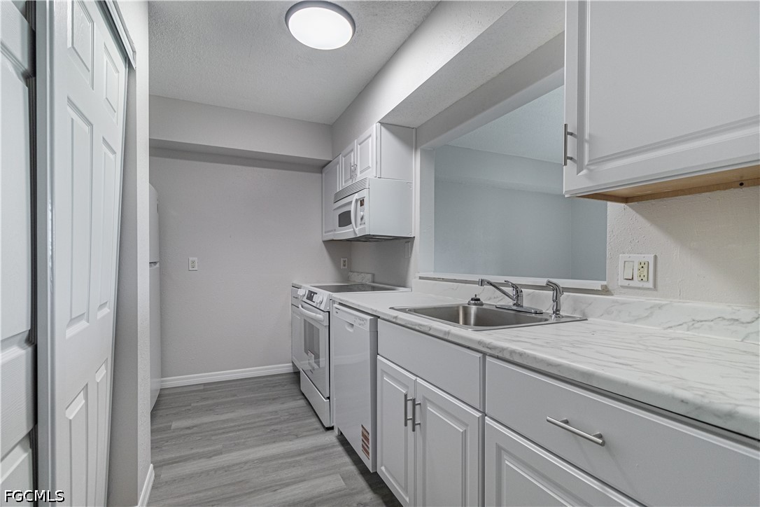 7410 Lake Breeze Dr 508 Property Photo 5