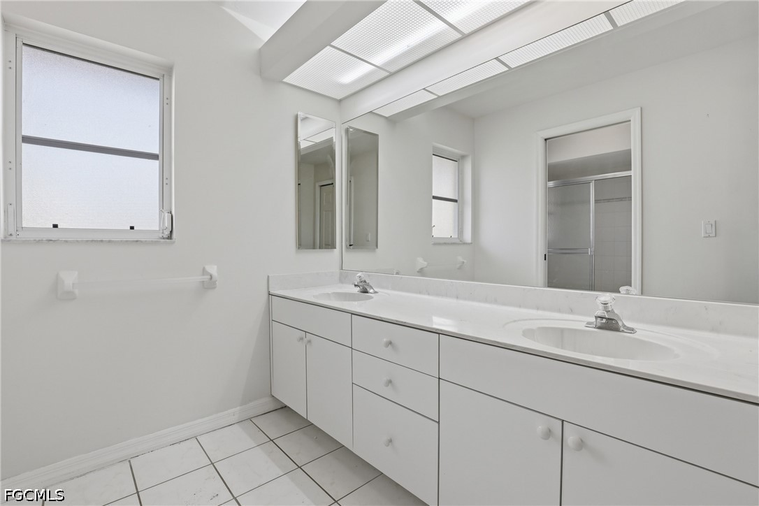 1022 Sw 18th Ter Property Photo 19