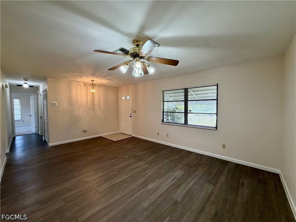 122 Roosevelt Ave Property Photo 2