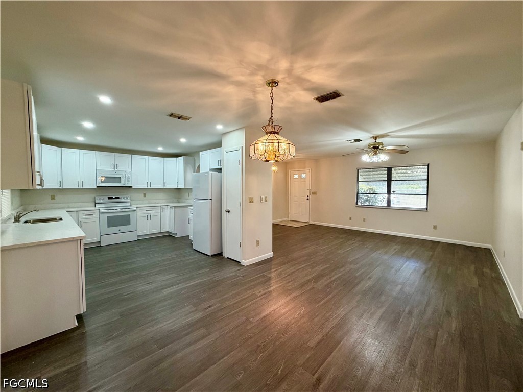 122 Roosevelt Ave Property Photo 4