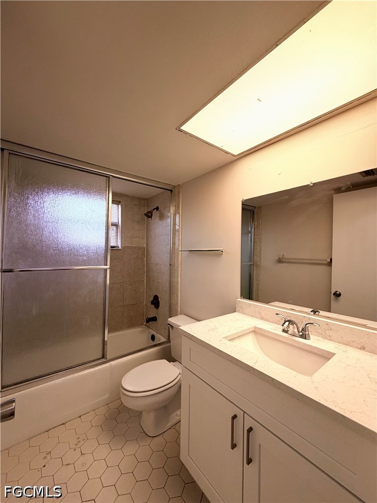 122 Roosevelt Ave Property Photo 15