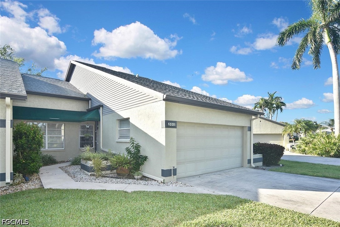 201 Mcgregor Park Cir 201 Property Photo 2
