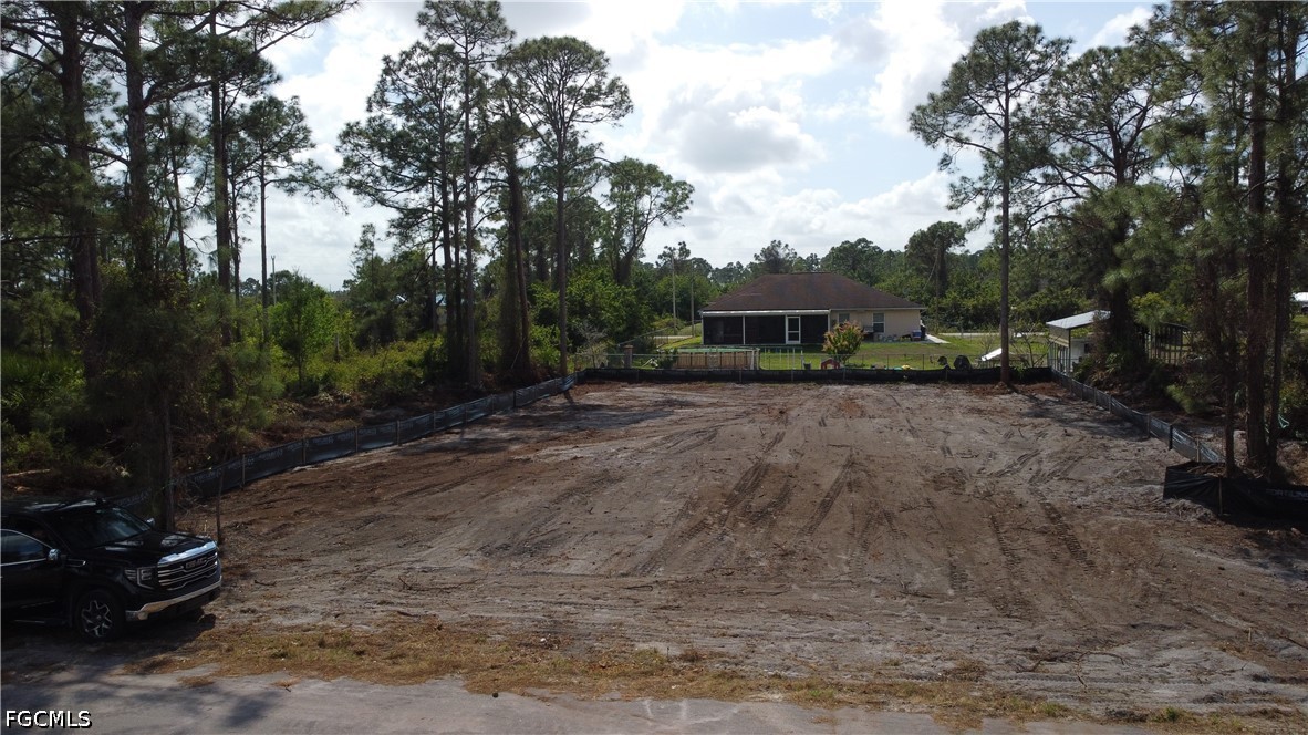 720 Lopez St E Property Photo 2