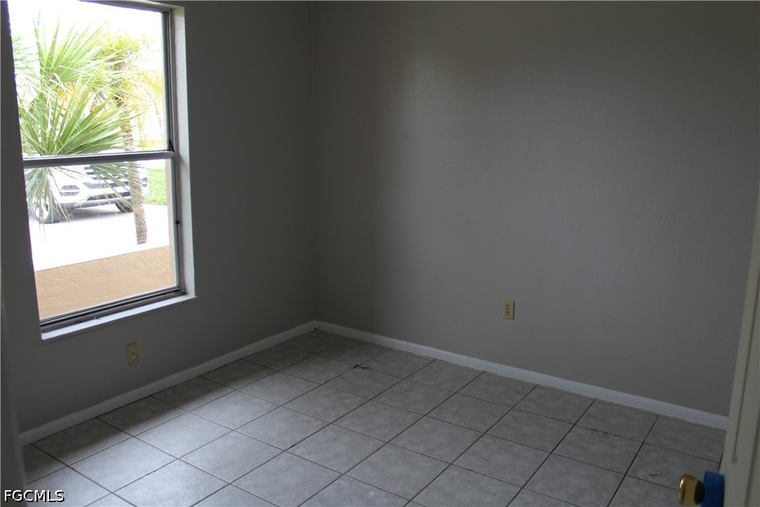 511 Se 5th Pl A - B Property Photo 18