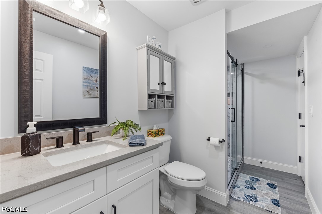 6048 Perthshire Ln Property Photo 26