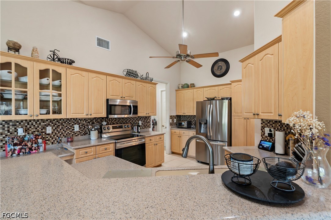 126 Sw 39th Pl Property Photo 16