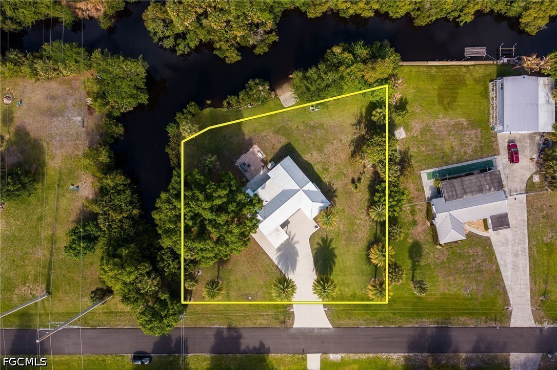 17041 E Lake DR