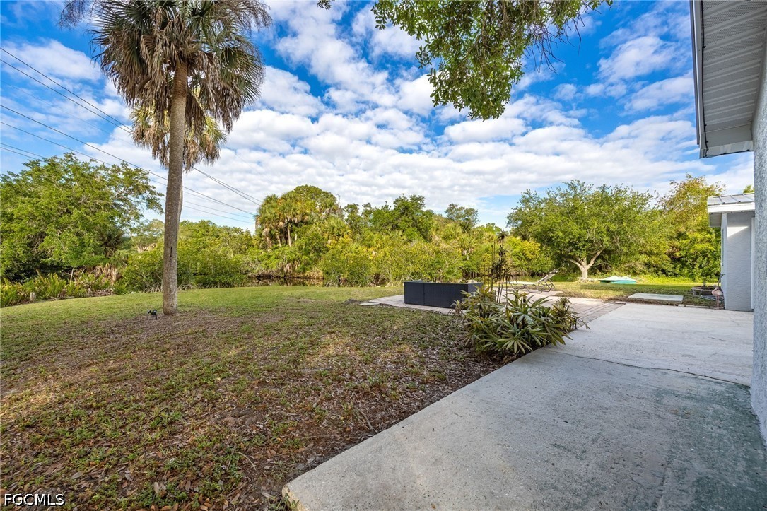 17041 E Lake Dr Property Photo 29