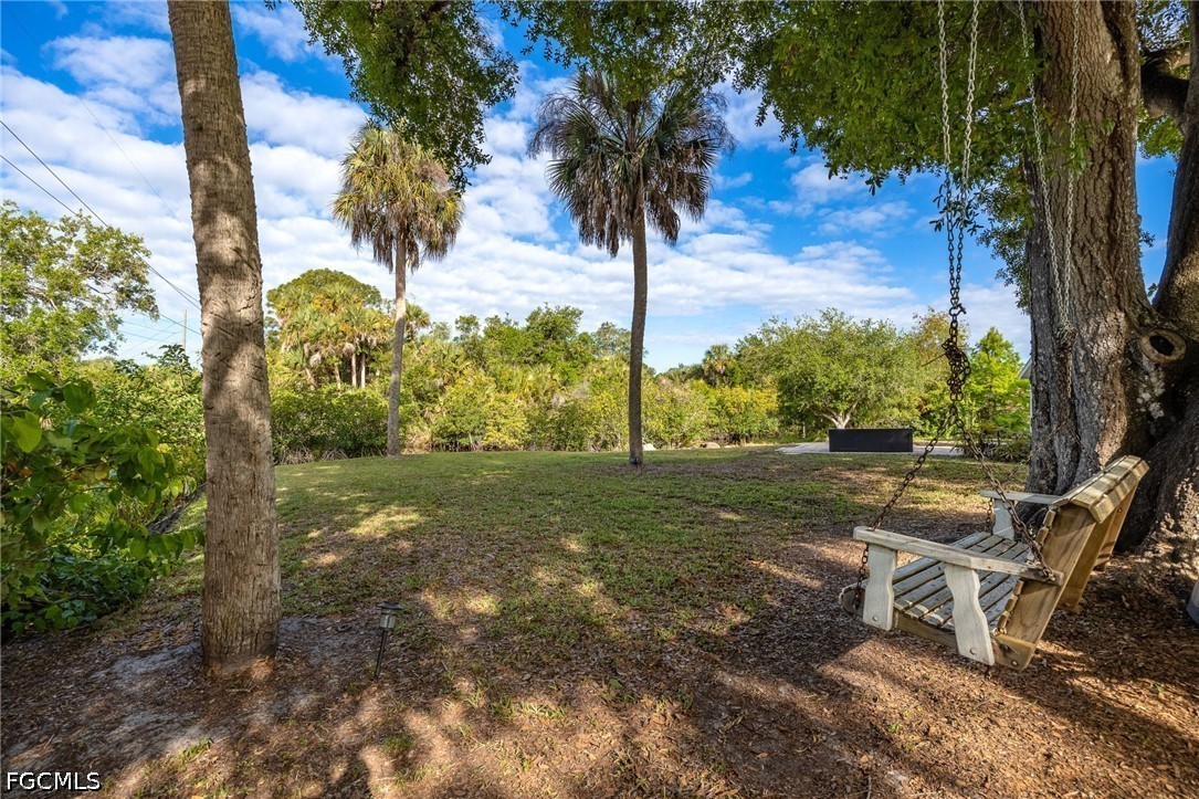 17041 E Lake Dr Property Photo 31