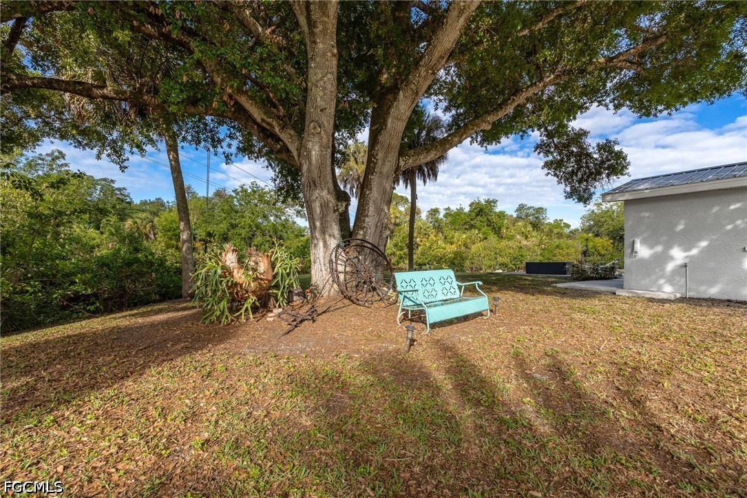 17041 E Lake Dr Property Photo 32