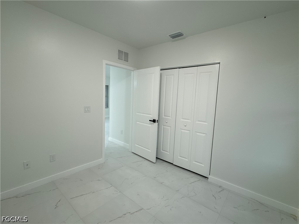 1775 Glenway Ct Property Photo 6