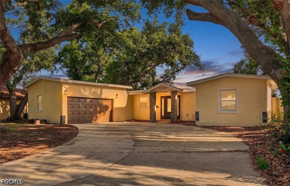1081 55th TER S Property Photo 1