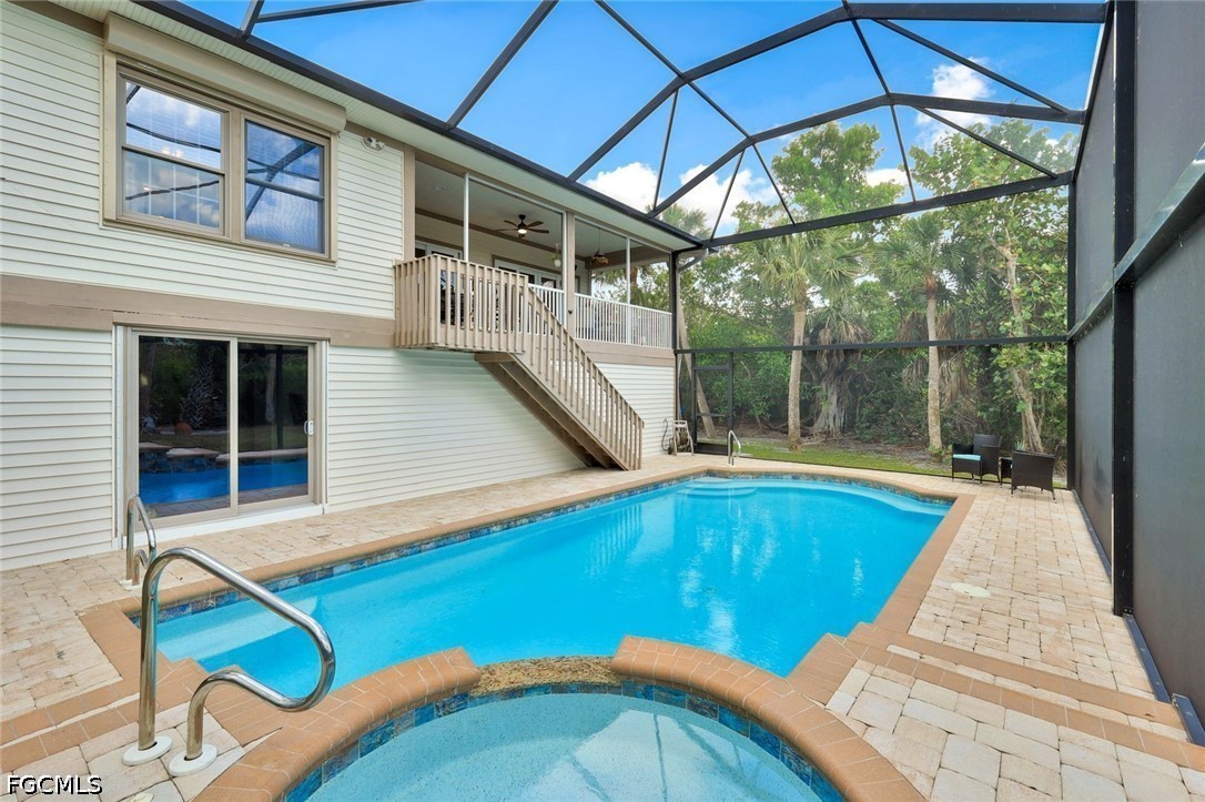 2130 Sunset Cir Property Photo 3