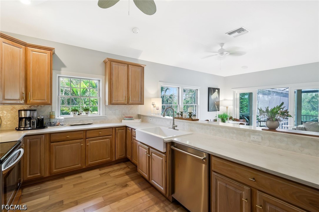2130 Sunset Cir Property Photo 15