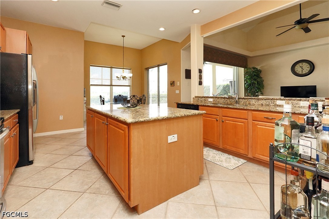 9116 Links Dr Property Photo 9