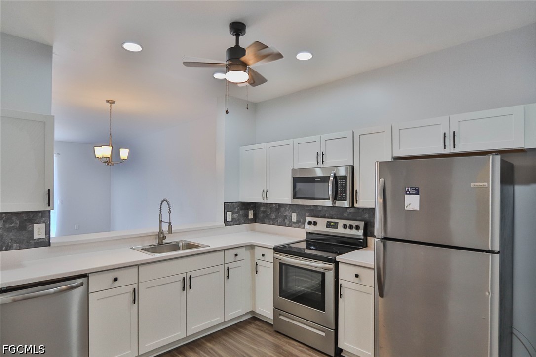 3630 Pine Oak Cir 105 Property Photo 6