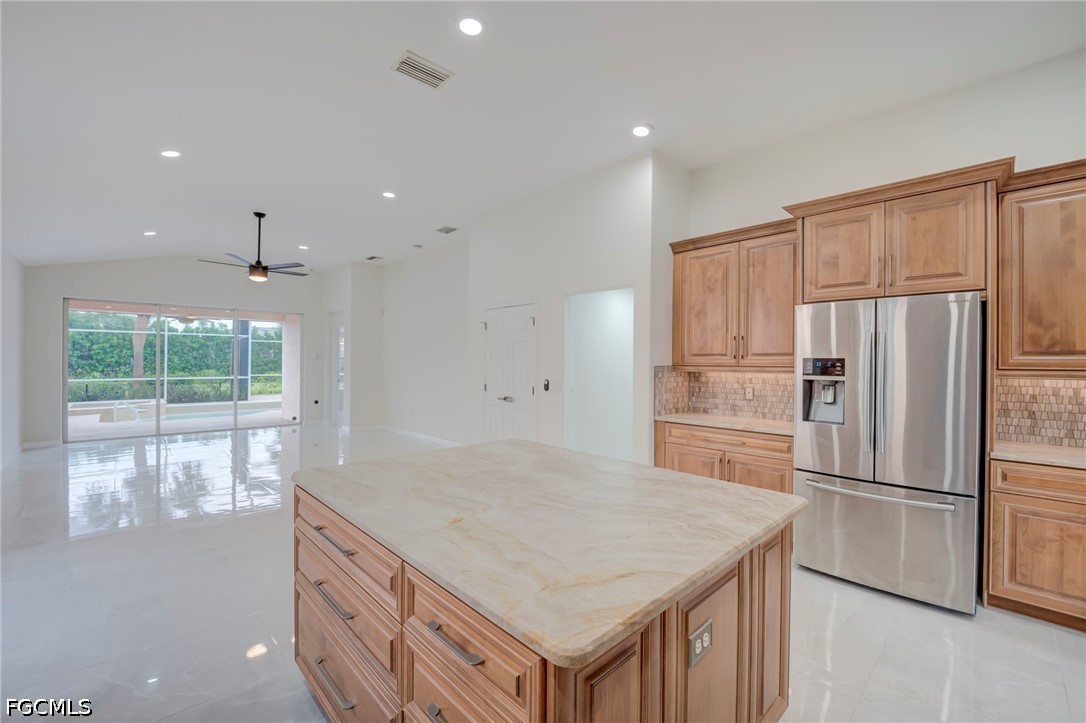 2641 Bellingham Ct Property Photo 11