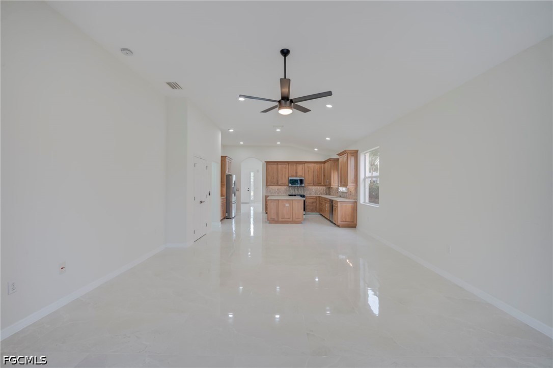 2641 Bellingham Ct Property Photo 18