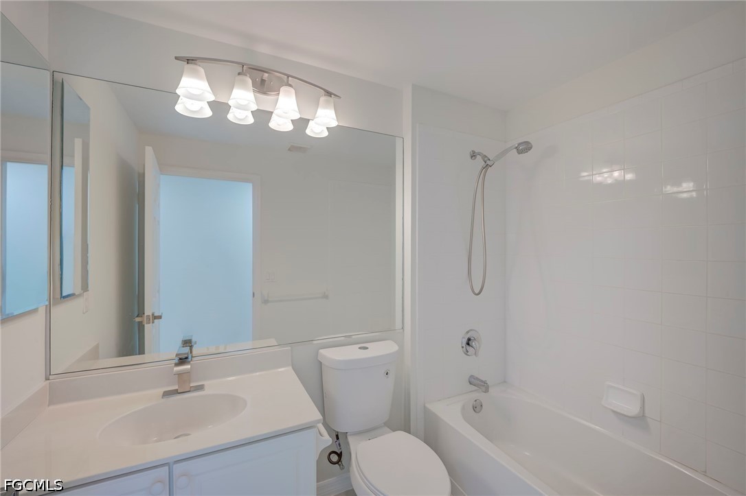 2641 Bellingham Ct Property Photo 30