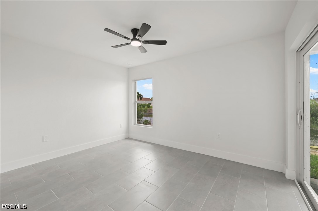 4446 Connection Ave Property Photo 11