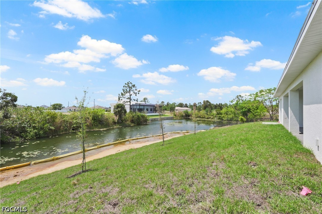4446 Connection Ave Property Photo 26