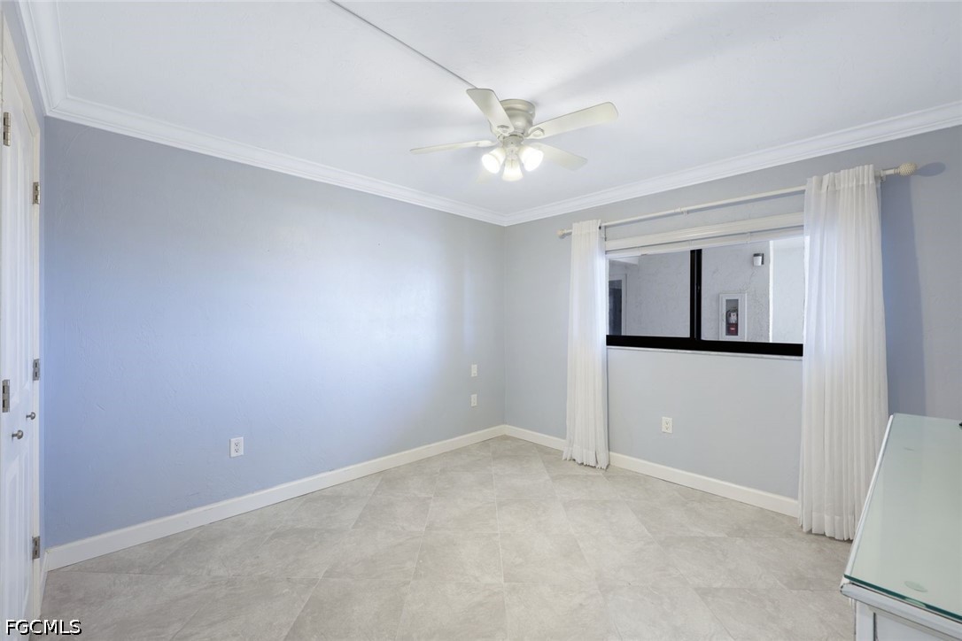 6400 Estero Blvd 402 Property Photo 21