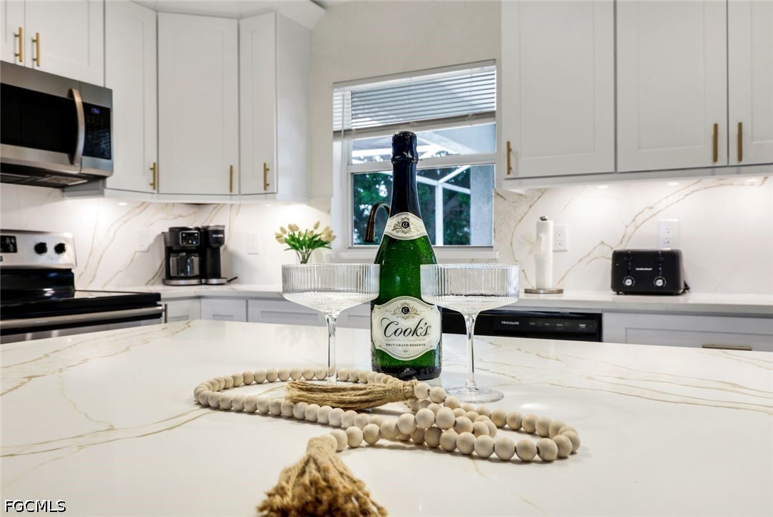 3322 Oasis Blvd Property Photo 20