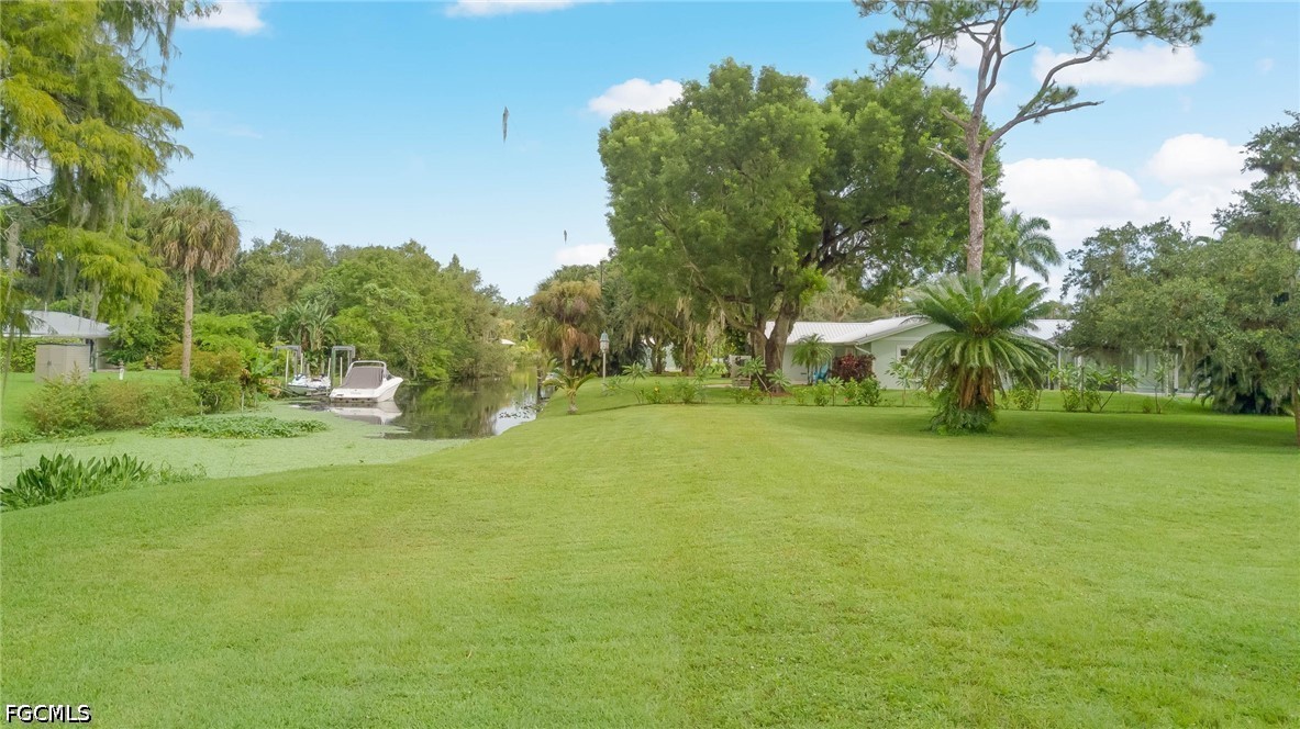 1993 Buford St Property Photo 10