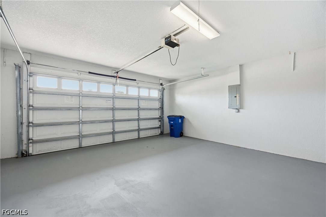 12781 Meadow Pine Ln Property Photo 43