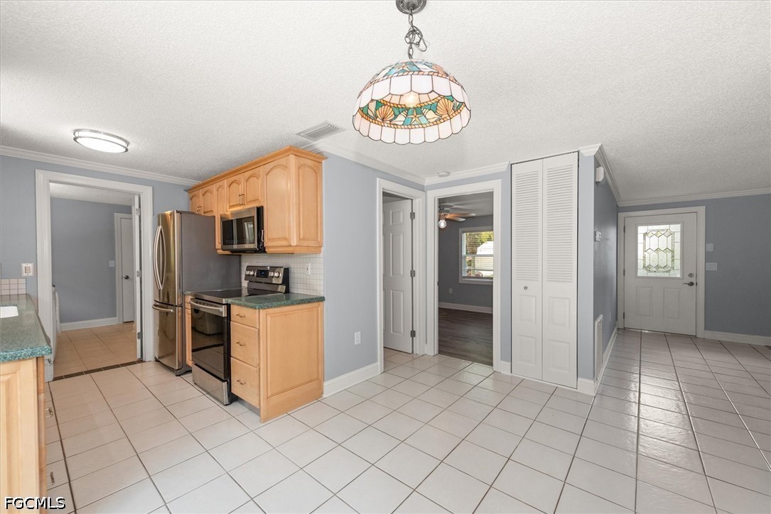 4639 Robin Ave Property Photo 14