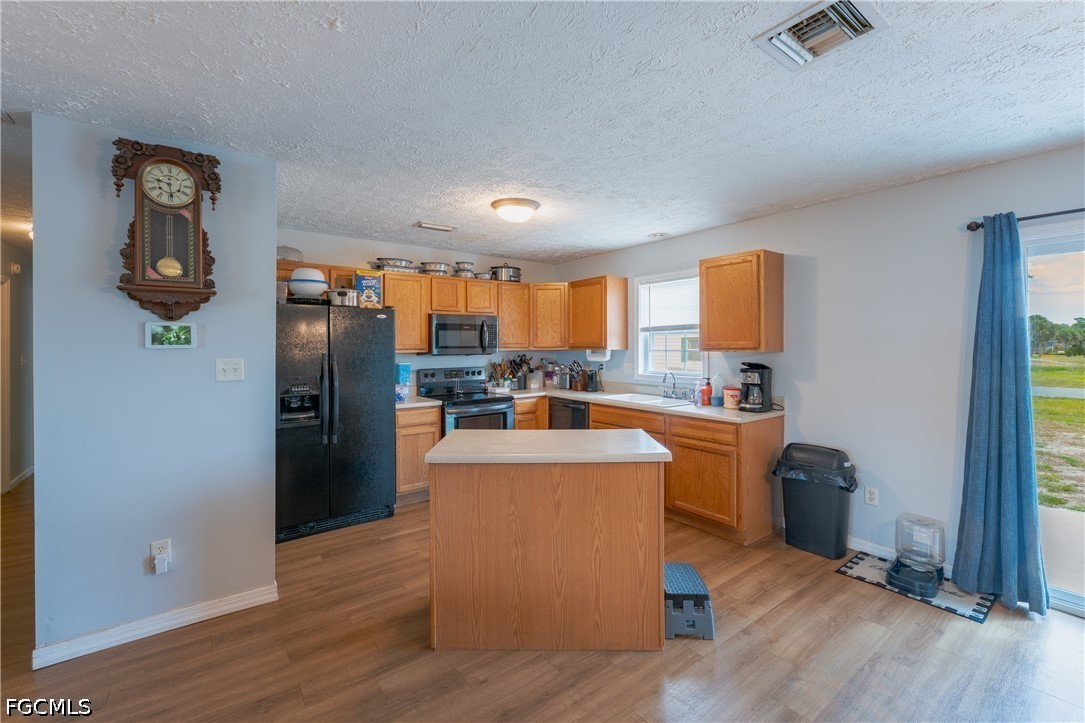 1500 Jay Ter Property Photo 8