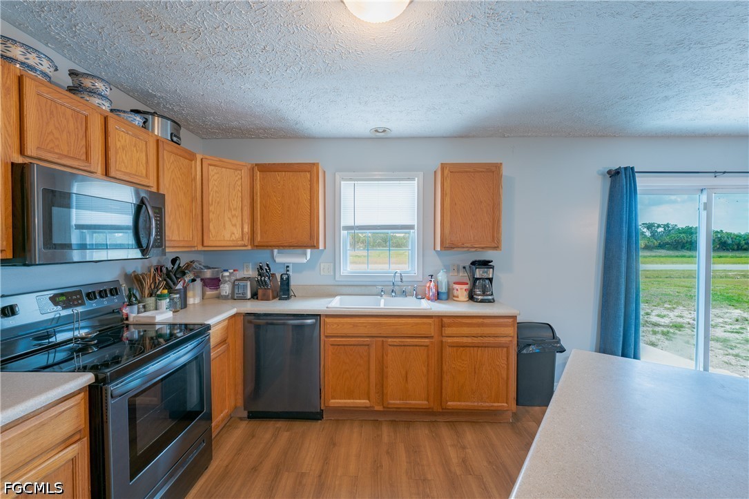 1500 Jay Ter Property Photo 9