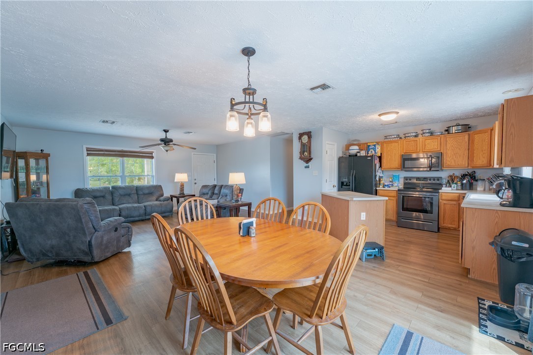 1500 Jay Ter Property Photo 11