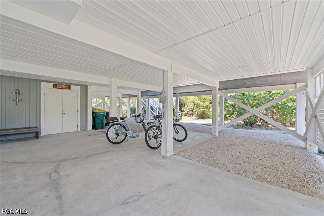 207 Daniel Dr Property Photo 33