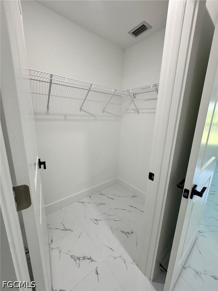 716 Ledge St Property Photo 19