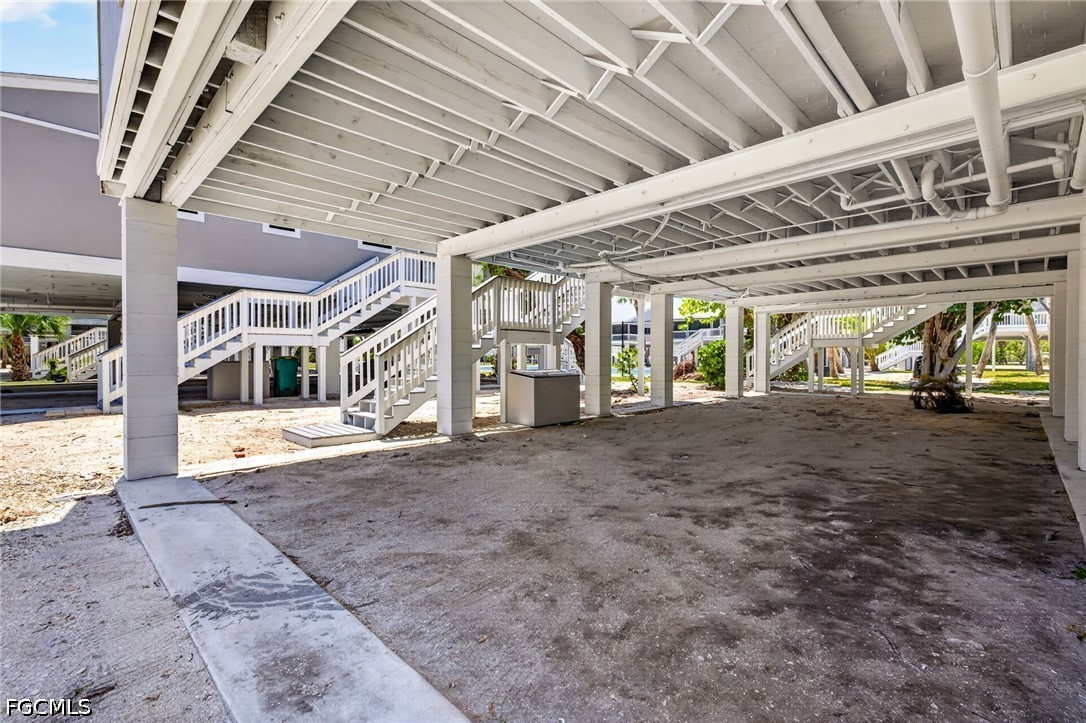 745 Cardium St Property Photo 33