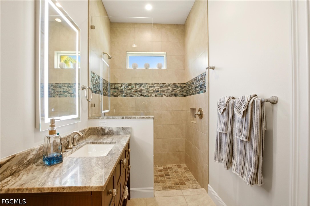3100 Surfside Blvd Property Photo 32