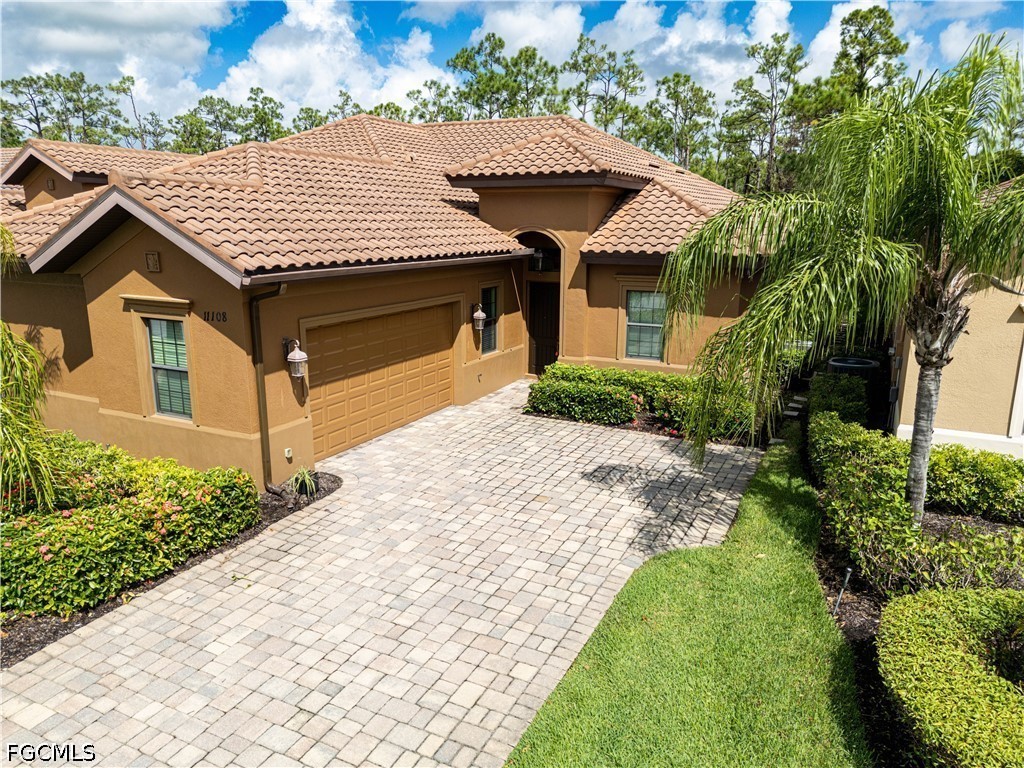 11108 Esteban Dr Property Photo 1