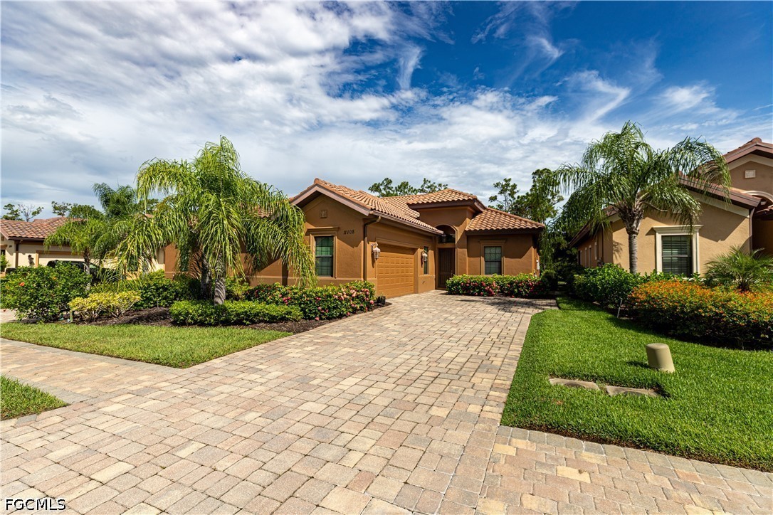 11108 Esteban Dr Property Photo 1