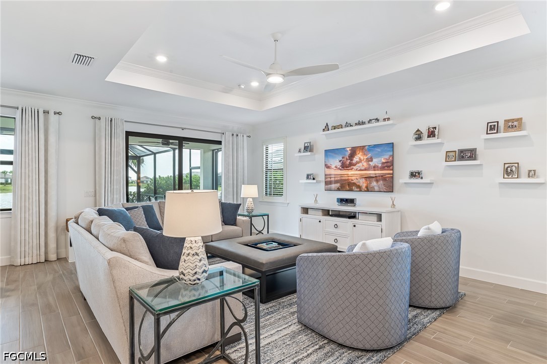 20360 Napa Loop Property Photo 4