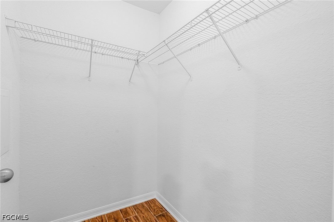 418 Windermere Dr Property Photo 37