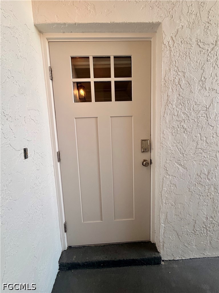 4912 Vincennes St 103 Property Photo 2
